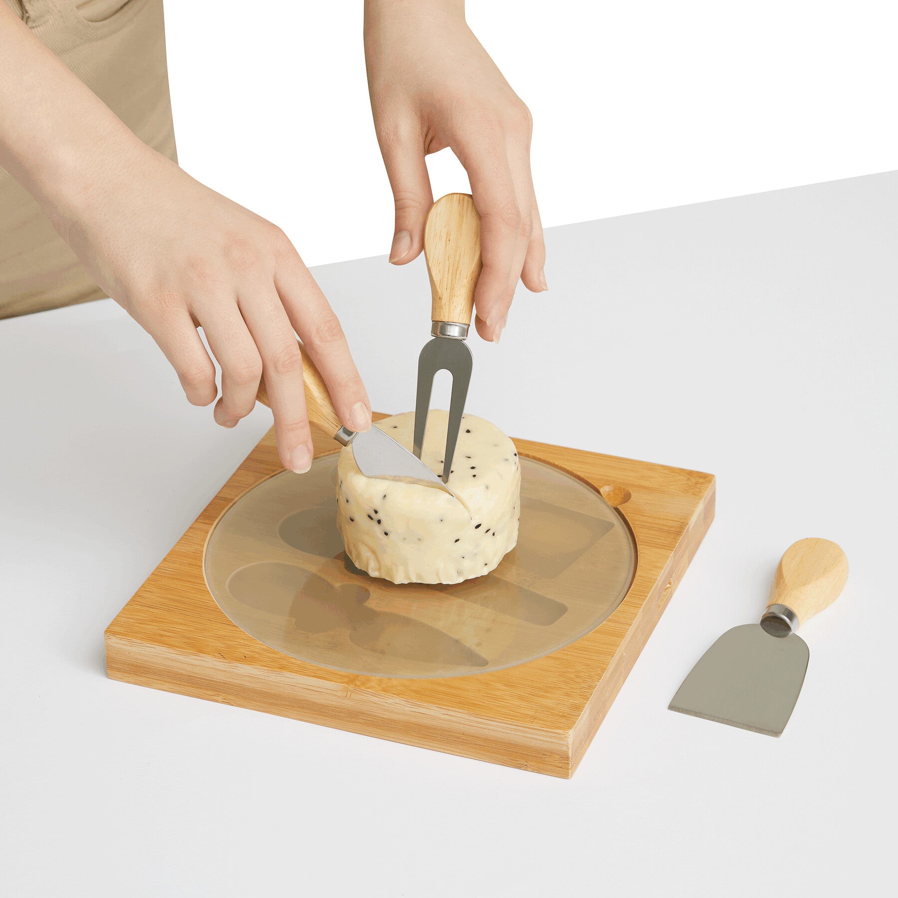 ORBITY Cheese Knife Set