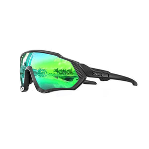 GrĂĽne Sport-Sonnenbrille mit schwarzem Gestell