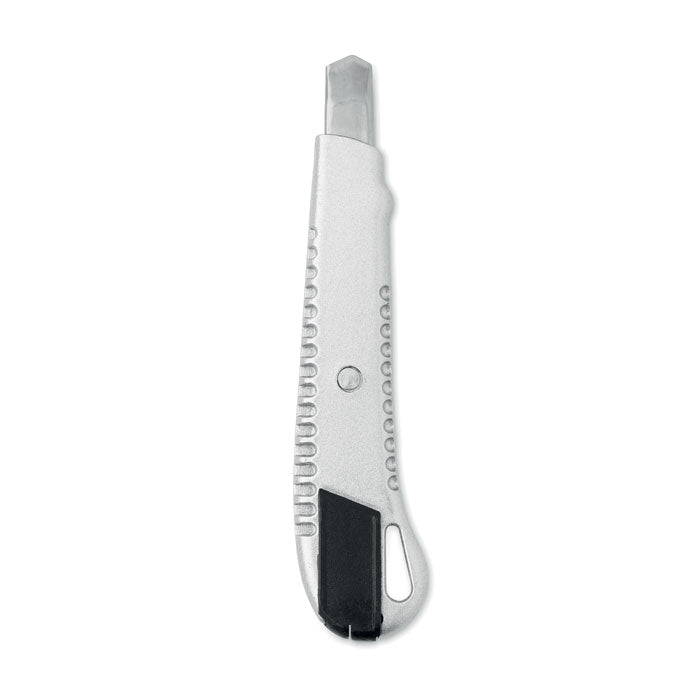 Retractable utility knife