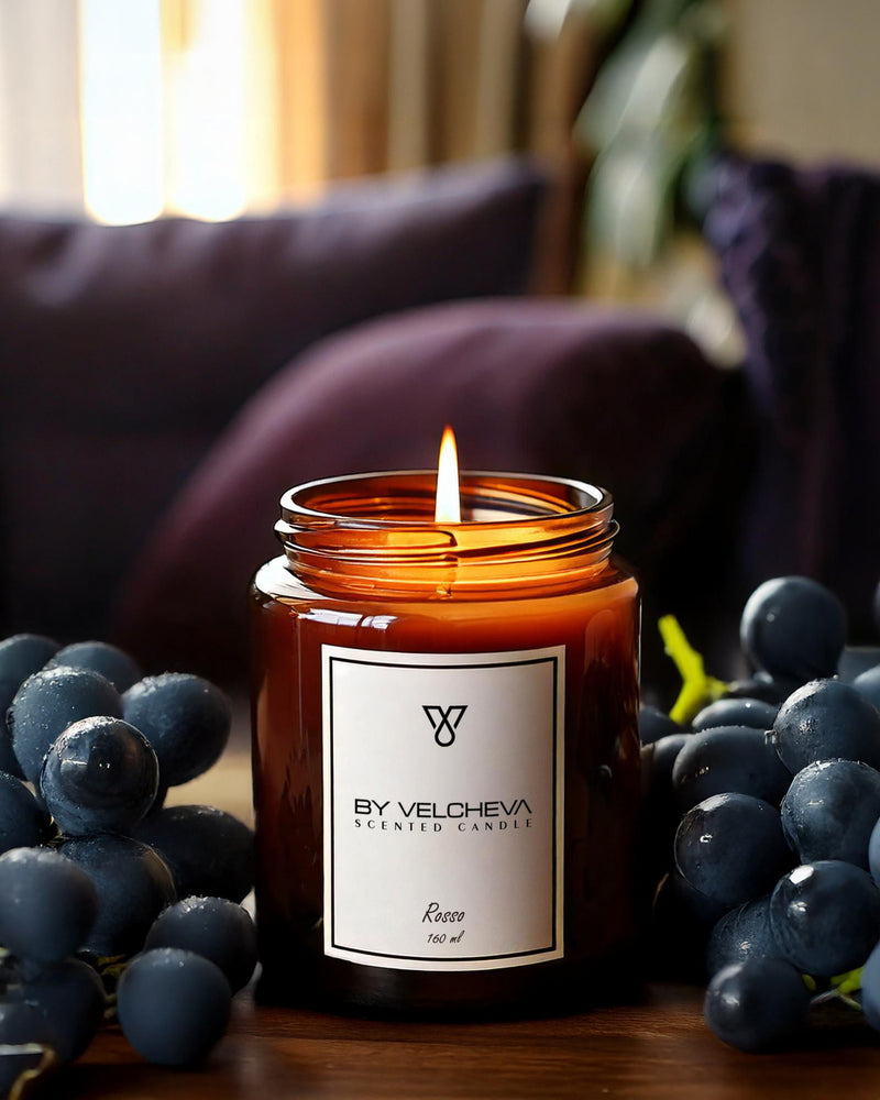 By Velcheva Duftkerze Rosso – 160 ml, rote Trauben & Beeren