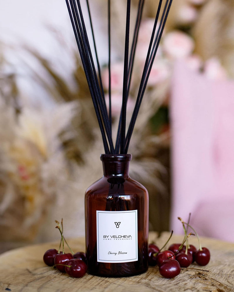 By Velcheva Raumduft Mikado Cherry Blossom – 125 ml, Kirsche & Rose